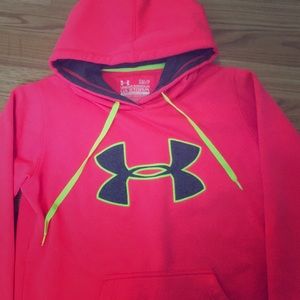 Underarmour hoodie size small